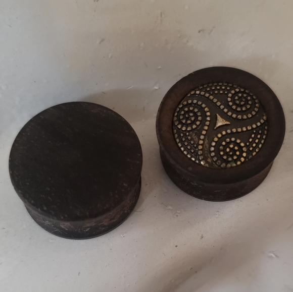 Embellishmed Wood Plug - Picture 3 of 4